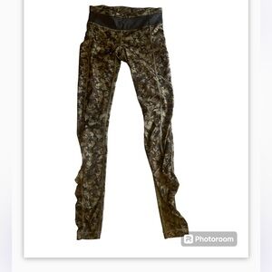 Lululemon camouflage leggings